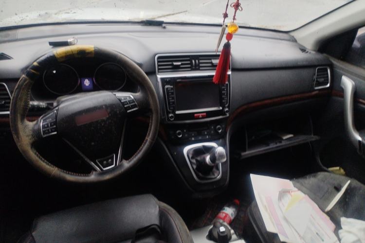 Used Haval H6 2014 Sport Version 1.5T Manual Two-Wheel Drive Elite Edition Center Console