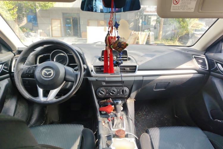 Used Mazda Mazda 3 Axela 2016 Sedan 1.5L Automatic Comfort Model