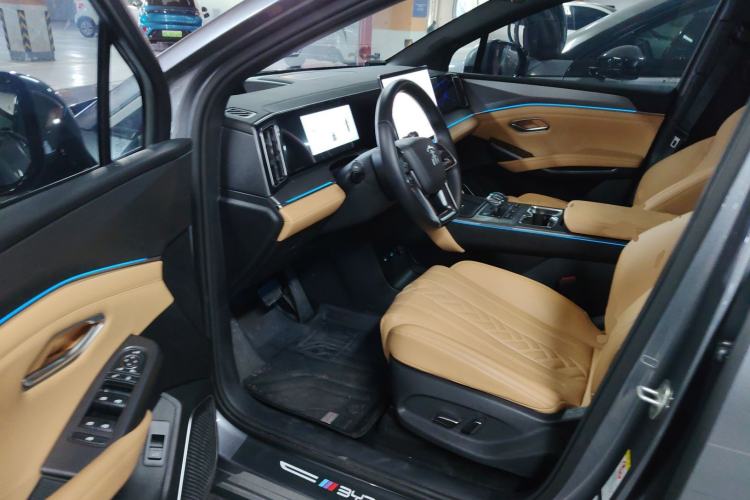 Used BYD Song L DM-i 2024 160 km Excellence Version
