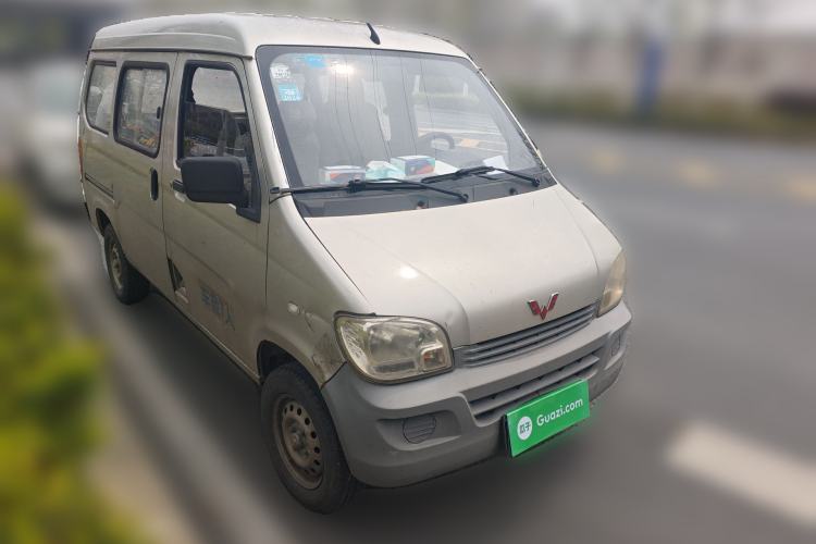 Used Wuling Zhiguang 2013 1.0L Practical Version Front Right 45 Deg