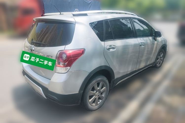 Used Toyota Verso 2015 180E CVT Crossover Edition
