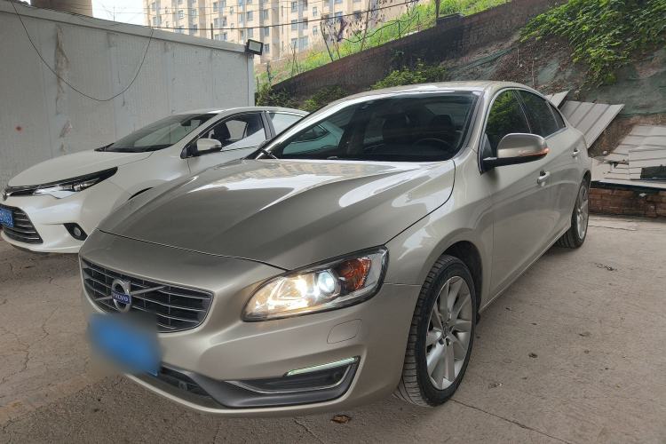 Used Volvo S60 2017 S60L T4 Smart Range Edition