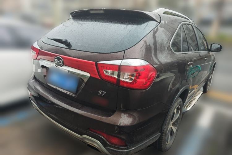Used BYD S7 2015 2.0T Upgraded Automatic Luxury Version Rear Right 45 Deg