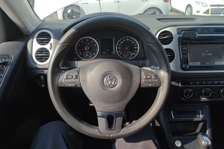 Used Volkswagen Tiguan L 2016 300TSI Automatic All-Wheel Drive Luxury Edition
