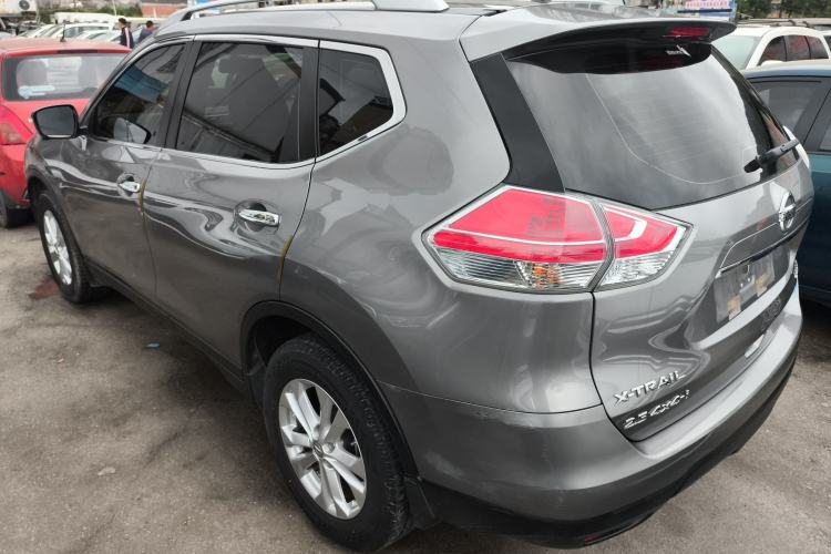 Used Nissan X-Trail 2014 2.5L CVT Luxury Edition 4WD
