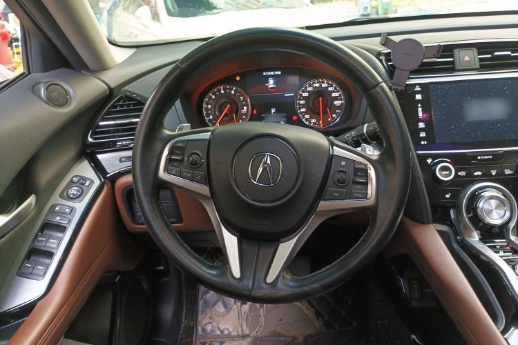 Used Acura CDX 2019 1.5T Two-Wheel Drive Deluxe Edition