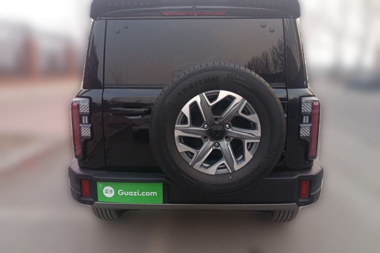 Used BAIC Off-Road BJ40 2024 2.0T All-New Urban Hunter Edition Chivalrous Style
