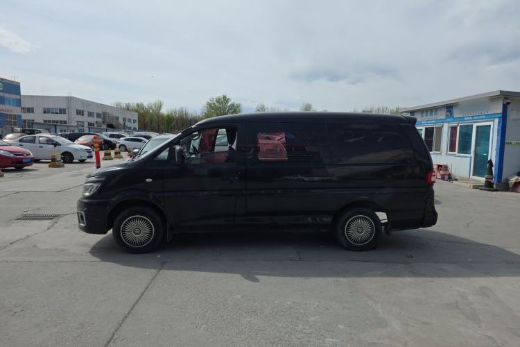 Used FORTHING Lingzhi 2018 M5L 1.6L 7-Seater Luxury Model
