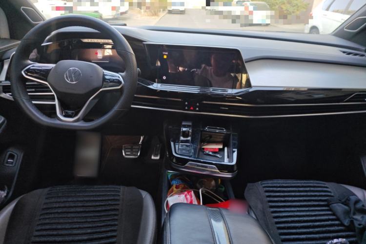 Used Volkswagen Talagon 2021 380TSI Four-Wheel Drive R-Line Touareg Edition Center Console