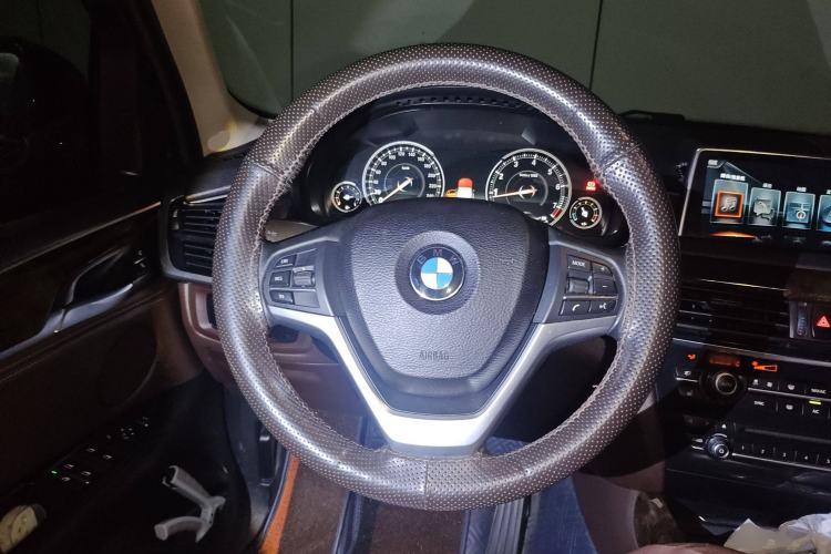 Used BMW X5 2017 xDrive28i
