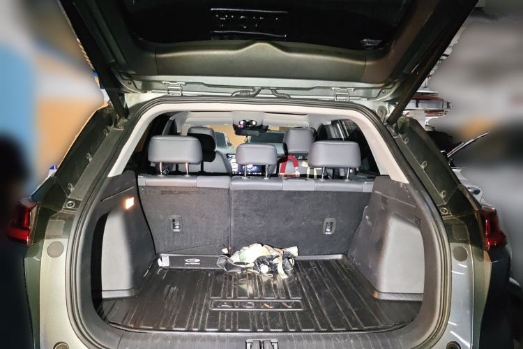 Used AION V 2023 Plus 70 Smart Tech Edition Lithium Iron Phosphate Trunk