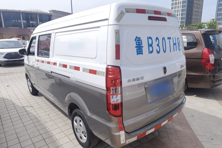 Used Jinbei New Hiace X30L 2021 1.5L Wealth Van Non-Air-Conditioned Version China VI Standard SWC15M

