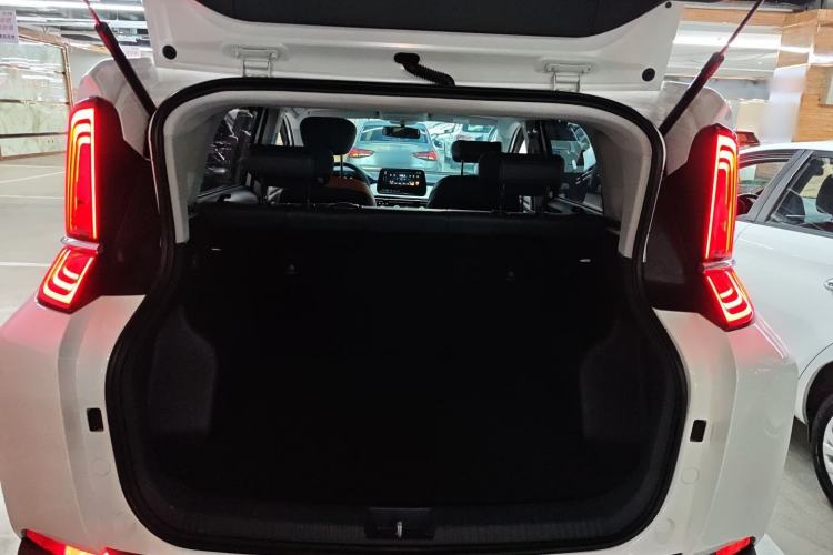 Used Bestune NAT 2023 PRO Comfortable Travel Battery-Swap Version 401km Trunk