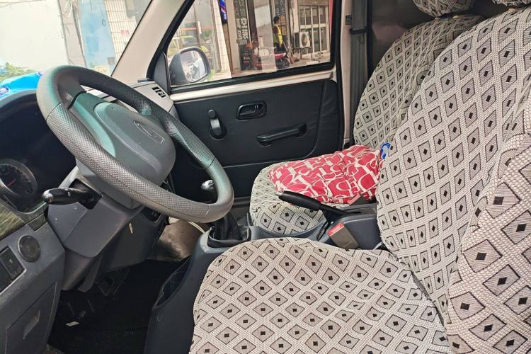 Used Jinbei Hiace X30 2020 1.5L Van Super-Enjoyment Model China VI Standard SWC15M
