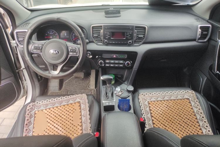 Used Kia KX5 2016 2.0L Automatic 2WD GLS Center Console