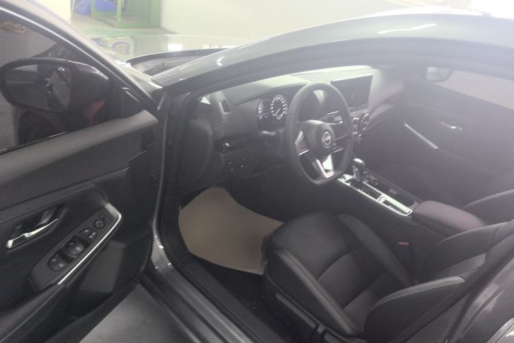 Used Nissan Sylphy 2023 1.6L CVT Enjoyment Edition Driver Seat