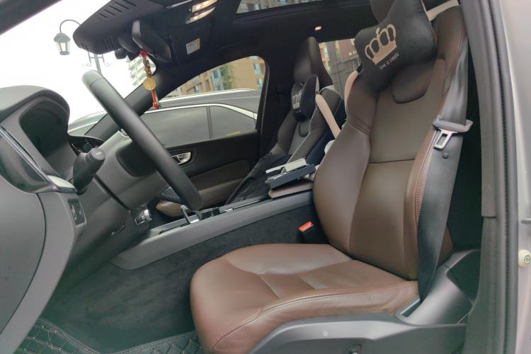 Used Volvo XC60 2022 B5 4x4 Zhiyi Luxury Edition Left Front Seat