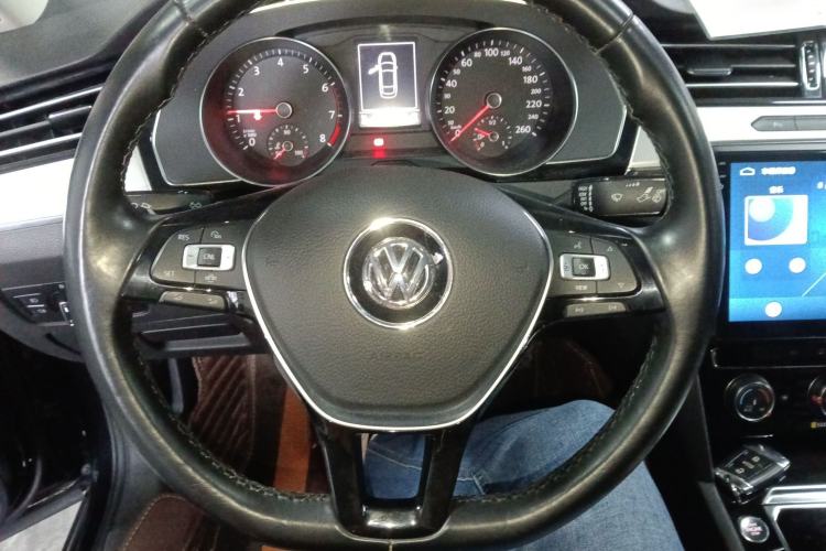 Used Volkswagen Magotan 2019 330TSI DSG Leading Model China VI Standard
