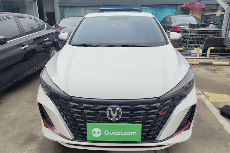 Used CHANGAN Eado 2023 Changan Edition PLUS Blue Whale NE 1.4T GDI DCT Prestige Version
