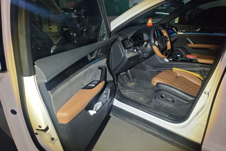 Used BYD Tang New Energy 2021 DM 2.0T Four-Wheel Drive High-Performance Flagship Model
