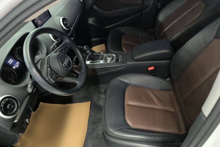 Used Audi A3 2019 Limousine 35 TFSI Style Edition China VI Emission Standard
