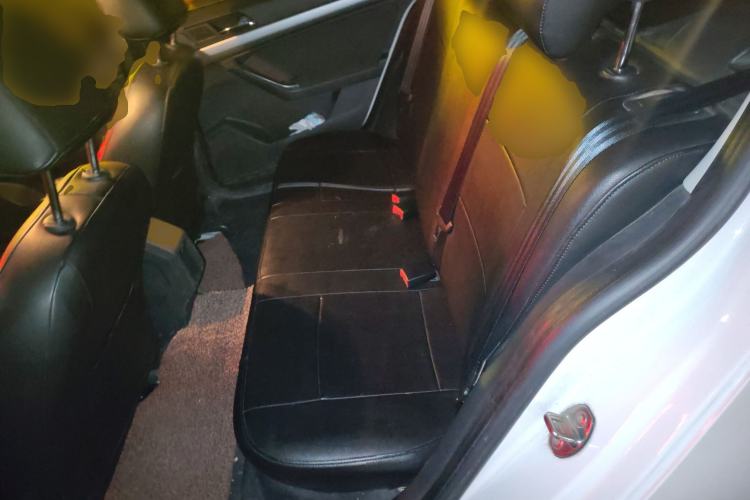 Used Volkswagen Lavida 2015 1.6L Manual Fashion Edition
