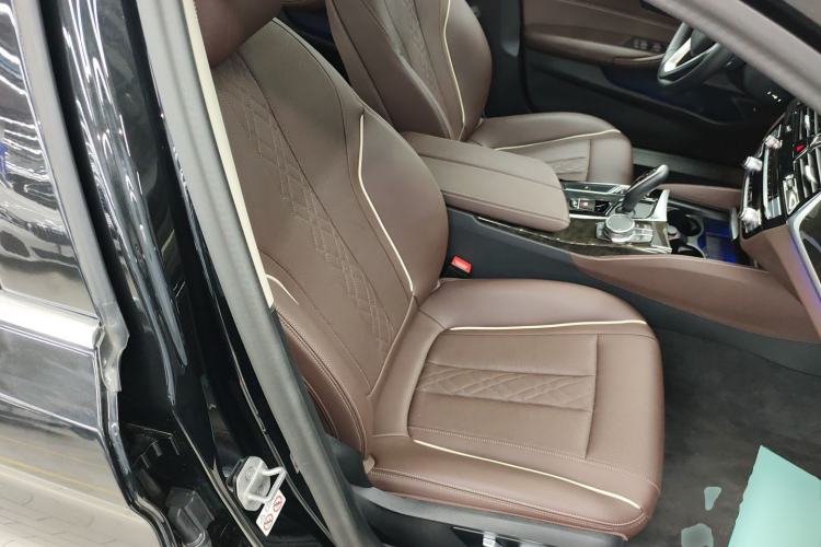 Used BMW 5 Series 2022 Second Facelift 525Li Luxury Package