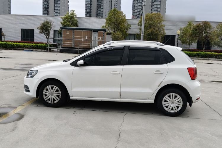 Used Volkswagen Polo 2018 1.5L Manual Drive-Comfort Model Exterior 6