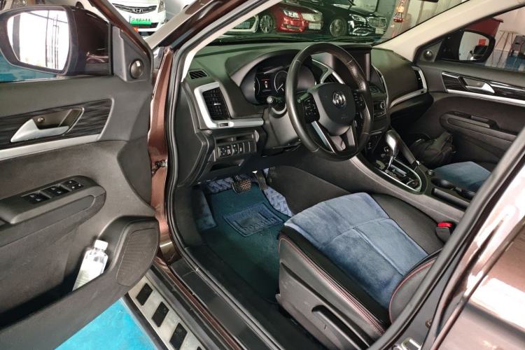 Used Dongfeng Aeolus AX7 2016 2.0L Automatic Zhiyi Trim Driver Seat