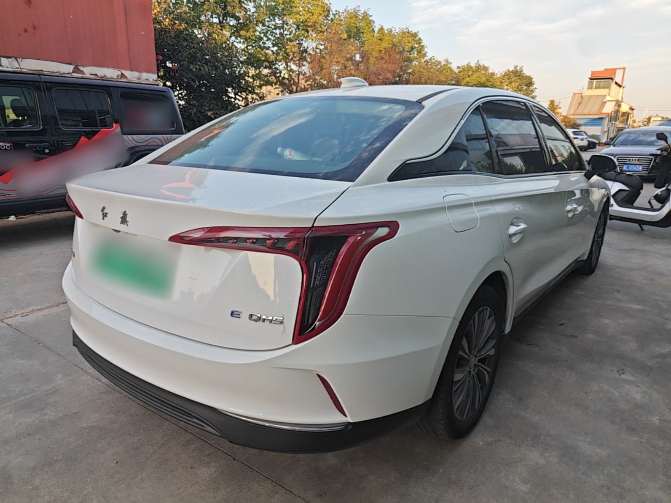 Hongqi E-QM5 2024 450km Range Commuter Version — снимка 6