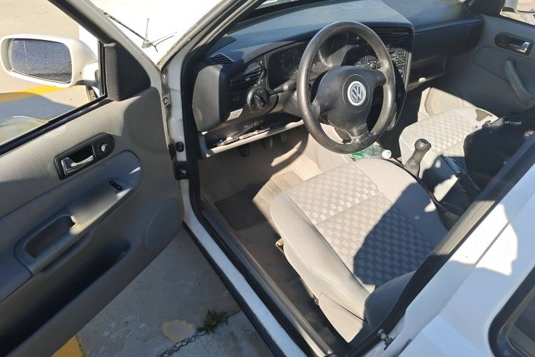 Used Volkswagen Jetta 2005 CIF Comfort Model Driver Seat