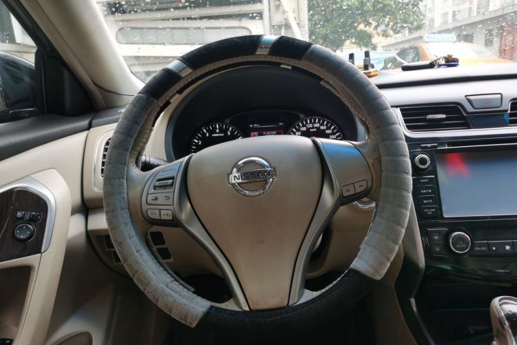 Used Nissan Teana 2014 2.0L XL Upper Tech Edition Steering Wheel