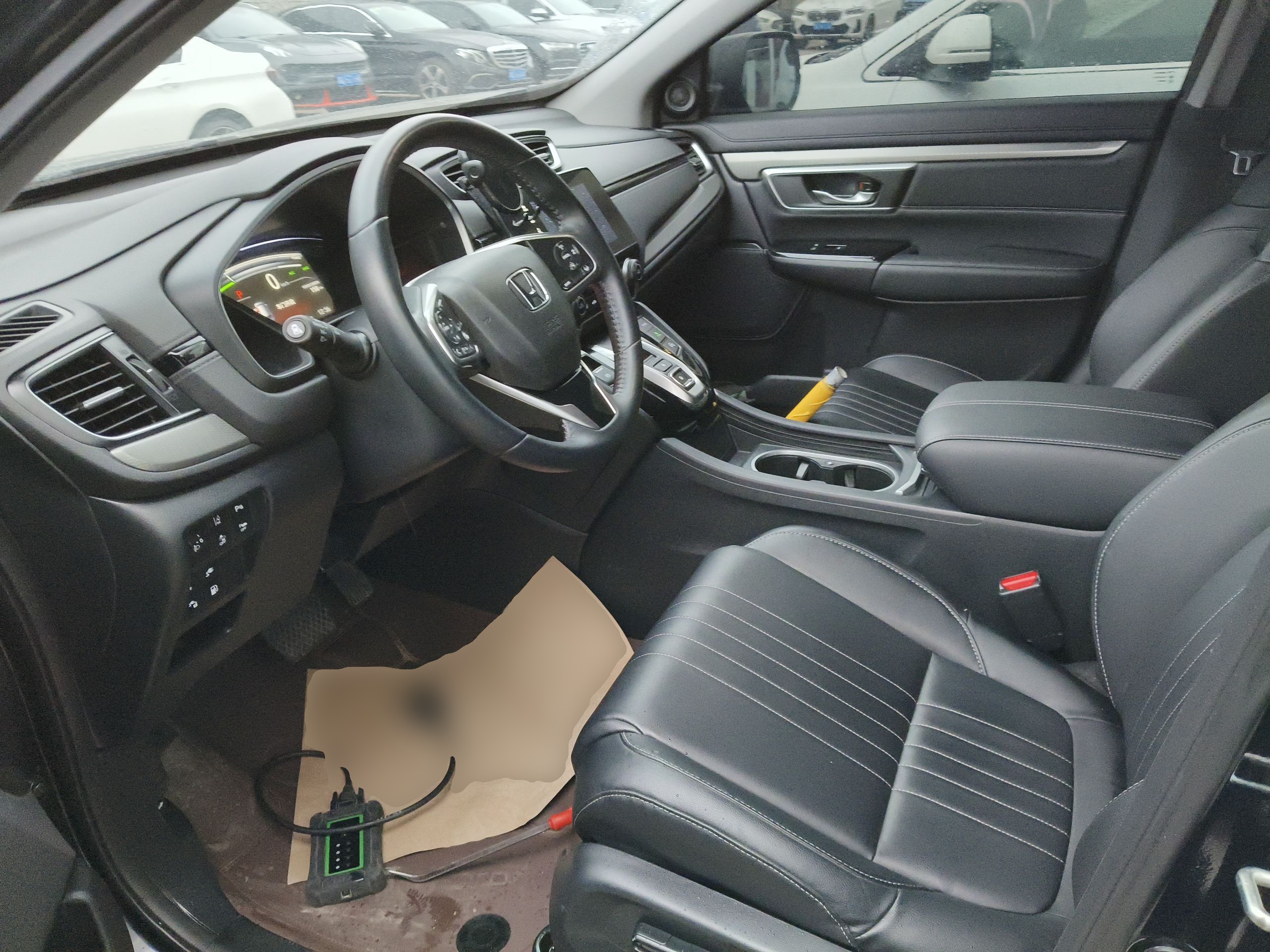 Переднее сиденье в автомобиле