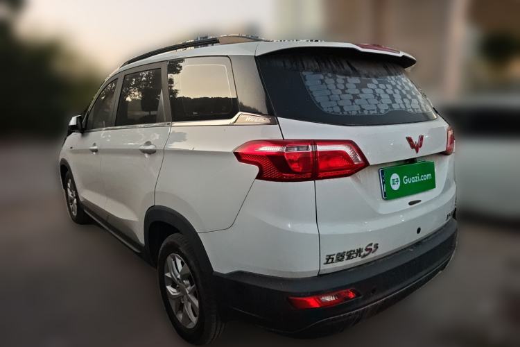 Used Wuling Hongguang S3 2019 1.5T Manual Comfort Edition China VI Standard