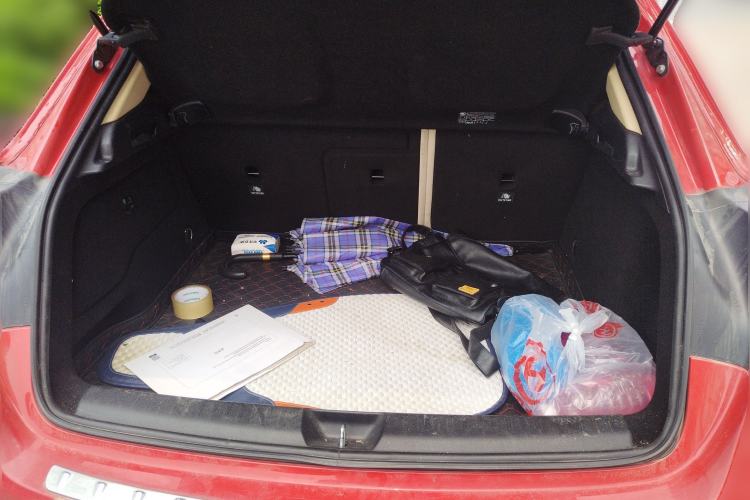 Used Mercedes-Benz GLA 2016 GLA 220 4MATIC Fashion Edition Trunk