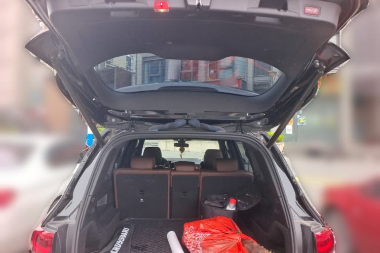 Used Mercedes-Benz GLB 2020 Updated GLB 200 Dynamic Edition Trunk