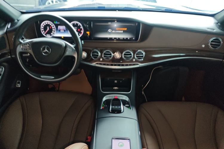 Used Mercedes-Benz S-Class 2014 S 320 L Business Model Center Console