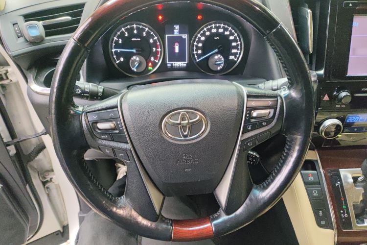 Used Toyota Alphard 2015 3.5L Luxury Edition