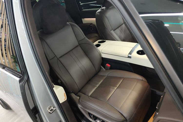 Used Li Auto MEGA 2024 Ultra Model