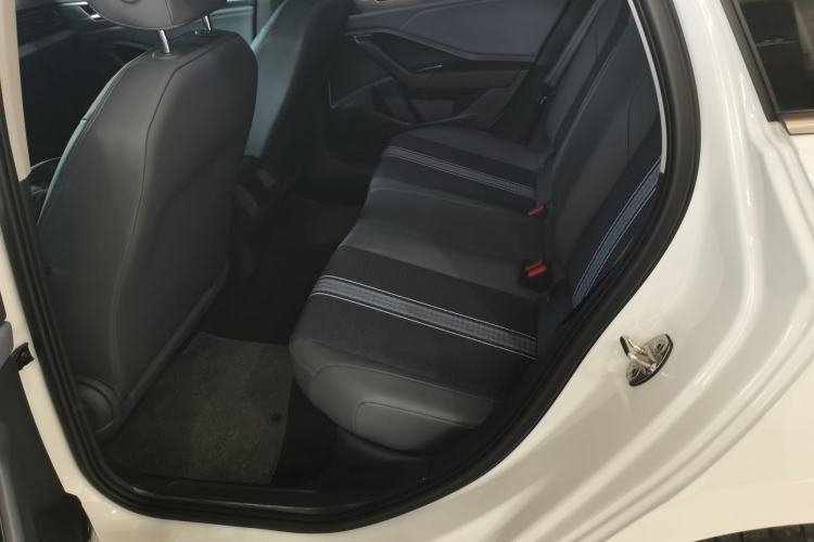 Used Volkswagen Sagitar 2025 300TSI DSG Flyover Edition Left Rear Seat