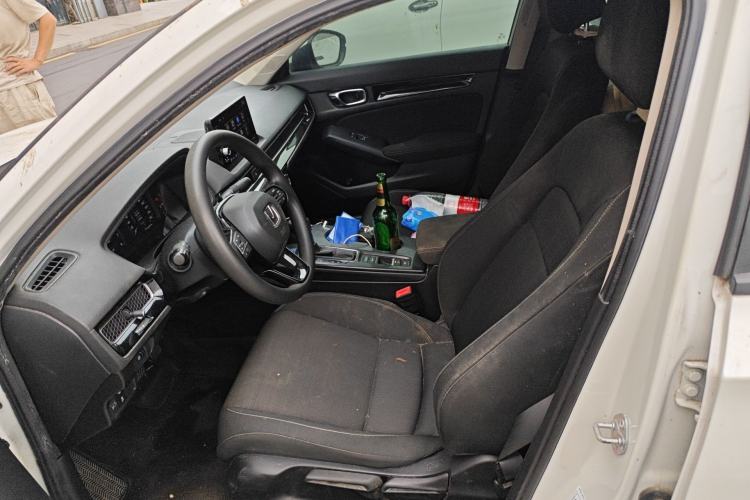 Used Honda Civic 2022 240TURBO CVT Dynamic Edition Left Front Seat