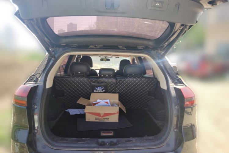 Used Geely Auto Emgrand X7 Sport 2018 Revised Version 1.8TD Automatic Two-Wheel Drive Smart Connectivity 4G-Enabled Edition
