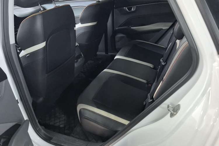 Used Baojun RC-6 2019 1.5T CVT 24-Hour Online Prestige Edition