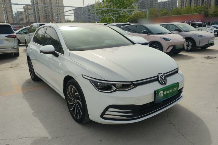 Used Volkswagen Golf 2021 280TSI DSG Pro Front Right 45 Deg