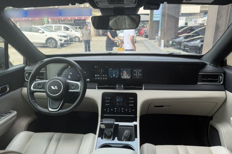 Used Li Auto ONE 2020 Extended-Range 6-Seater Version Interior 1