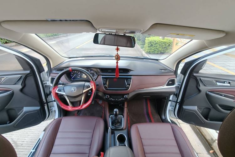 Used Changan Lingxuan 2017 1.5T Manual Joyful & Happy Model
