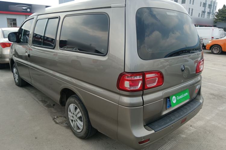 Used FORTHING Lingzhi 2023 M5L 1.6L Base Model 5 Seats Exterior 2