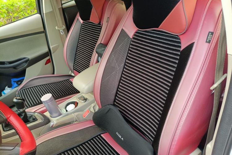 Used Ford Focus 2012 Sedan 1.6L Manual Comfort Model
