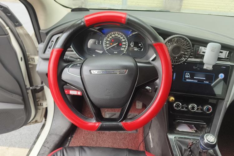 Used Venucia D60 2018 1.6L Manual Comfort Edition Steering Wheel
