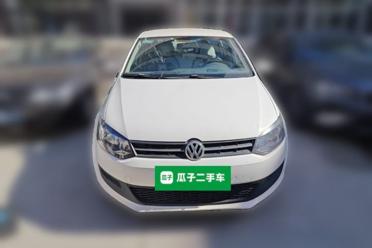 Used Volkswagen Polo 2013 1.4L Manual Fashion Edition Front